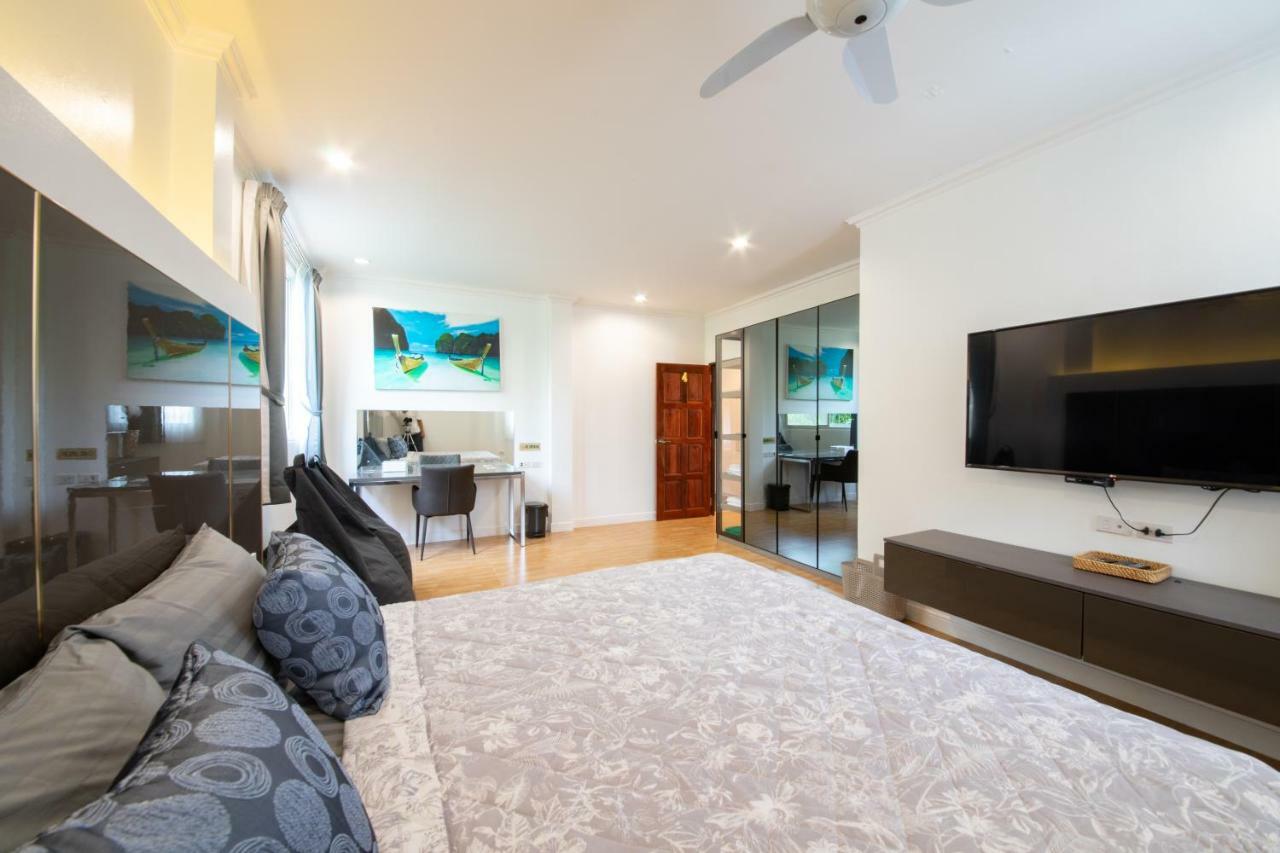 Rudi House Villa Patong Bagian luar foto