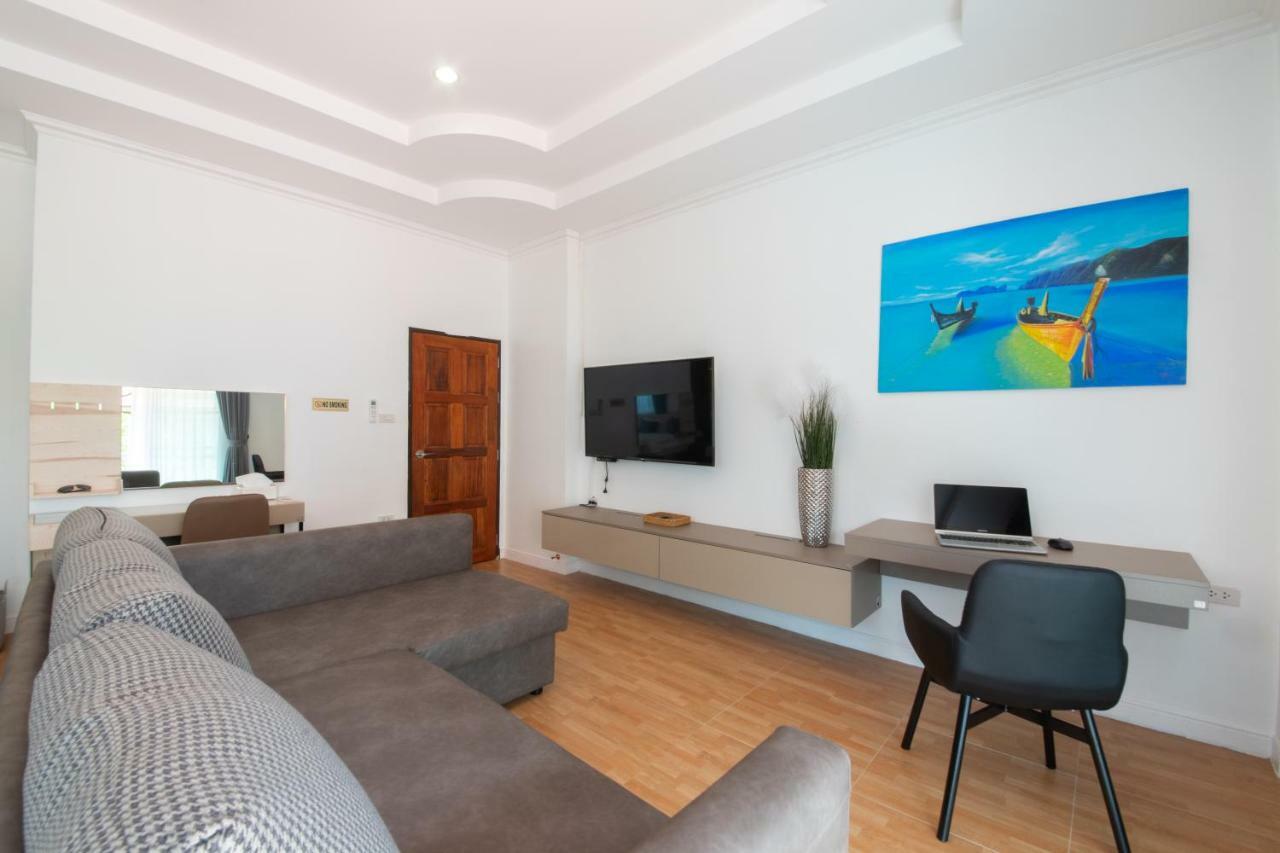 Rudi House Villa Patong Bagian luar foto